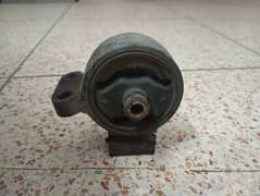 suzuki cultus engine mount