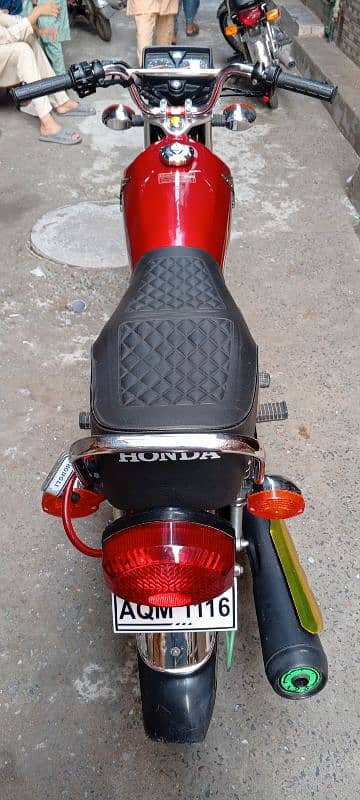 Honda 125 Special Edition 9