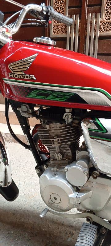 Honda 125 Special Edition 12