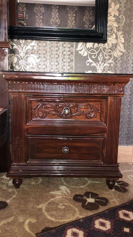 double wooden bed with dressing table, mirror and 2side tables 1