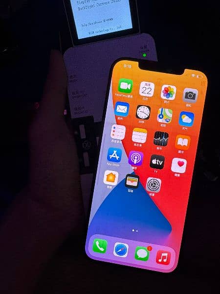 iPhone 12 pro max lcd available in minor shade 3