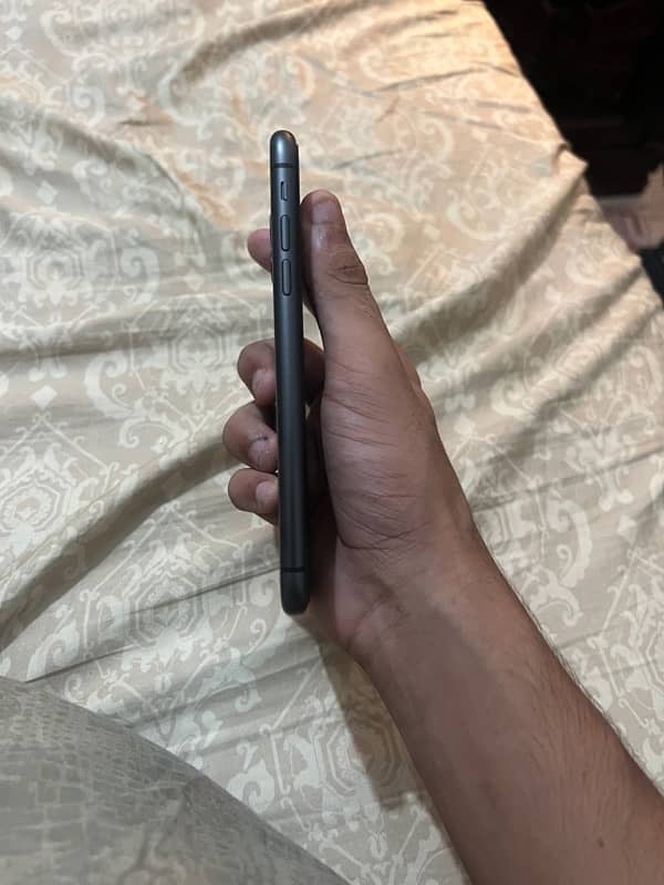 Iphone 11 non pta jv 4