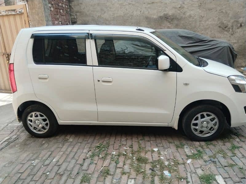 Suzuki Wagon R 2022 1