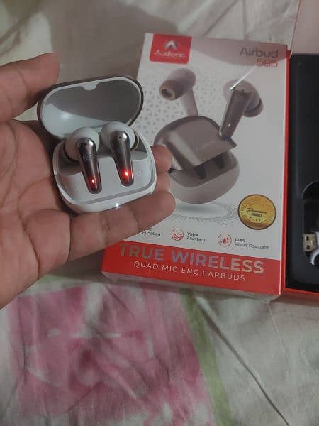 Audionic Airbuds 595 Flip earbuds 1