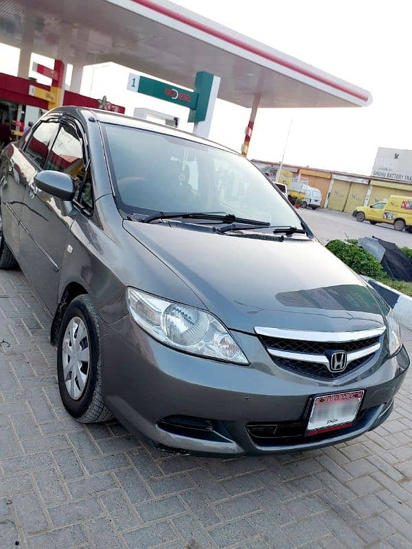 Honda City IDSI 2006 Manual  Outstanding Car 1