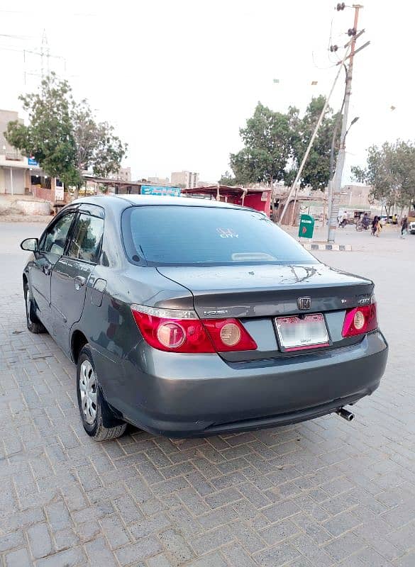 Honda City IDSI 2006 Manual  Outstanding Car 4