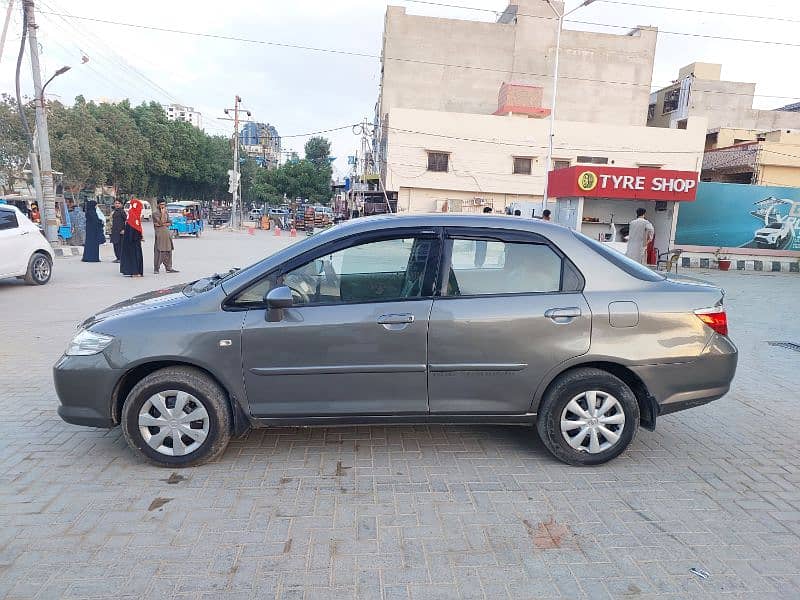 Honda City IDSI 2006 Manual  Outstanding Car 7