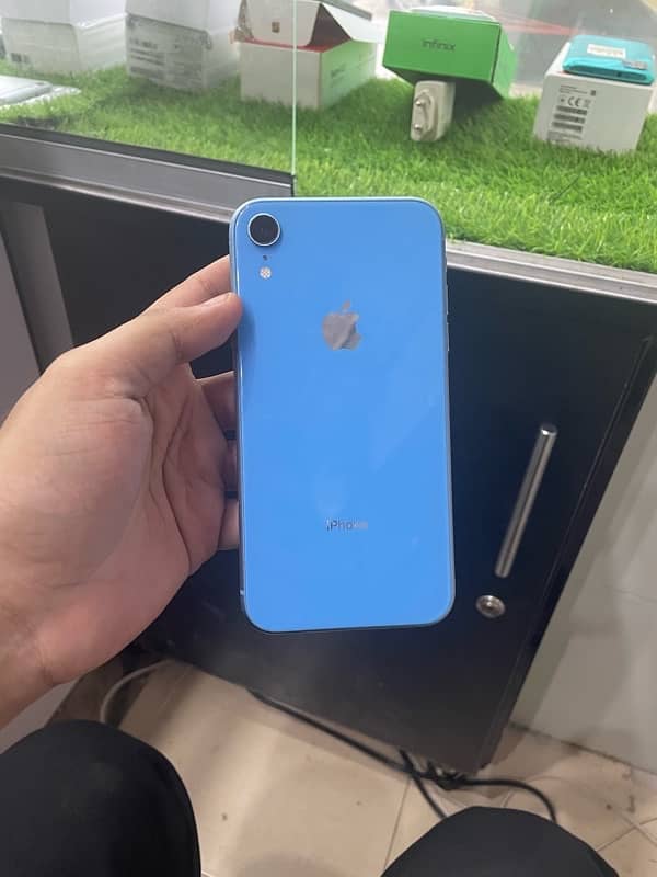 IPhone XR non pta 4