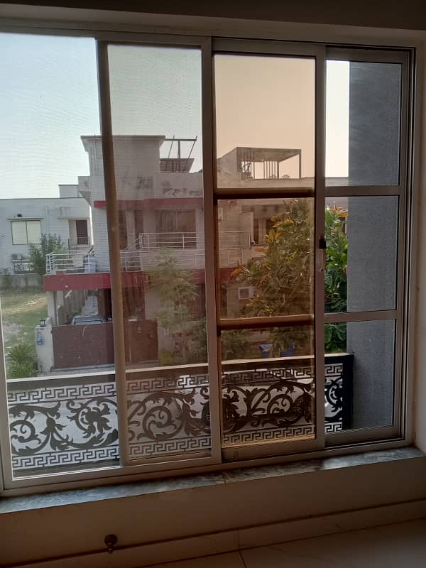 3 bedroom upper portion for rent in phase 6 bahria town Rawalpindi 10