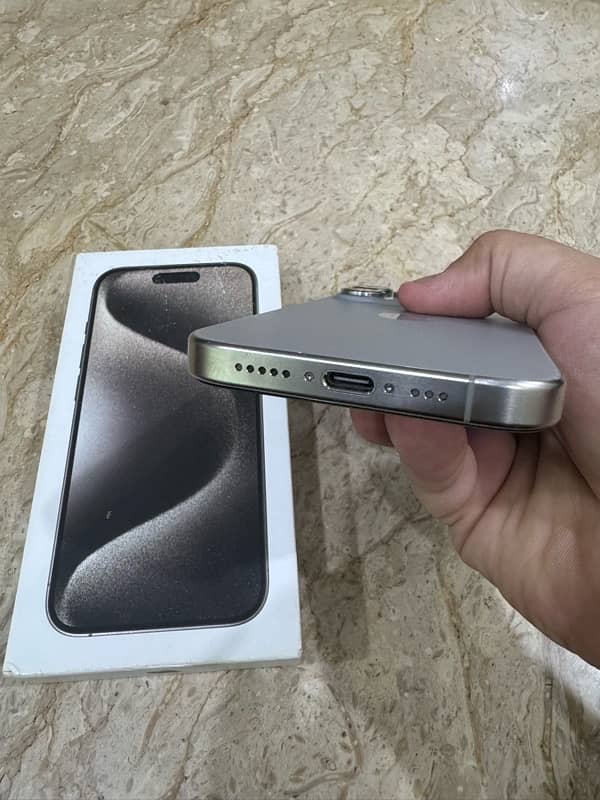 iPhone 15 pro 128gb pta approved 4