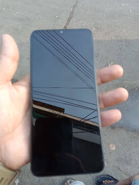 itel a667L 4/64gb new condition with box + charger 2