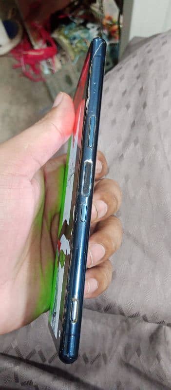 Sony Experia 5  6/64 1