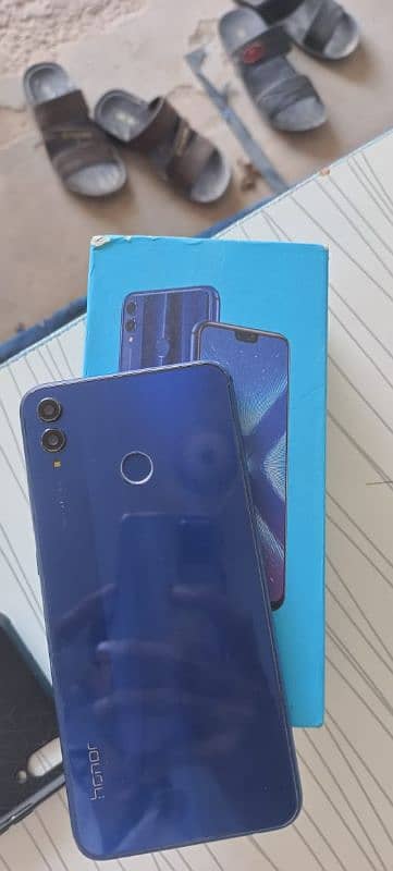 honor 8x  4/128 +923154803040 1