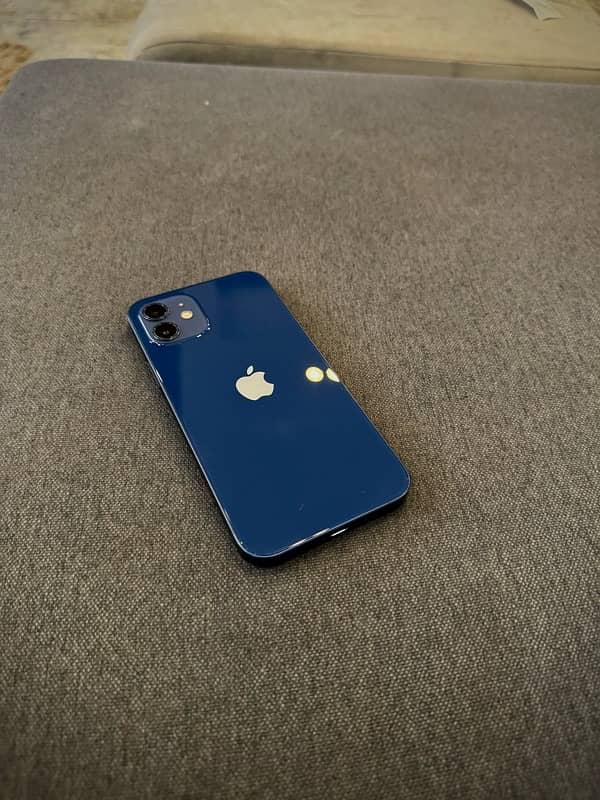 Iphone 12 blue 0