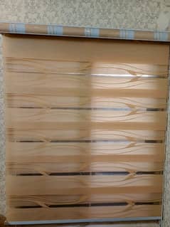 3 window blind are for sale