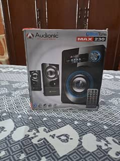 Audionic max 230