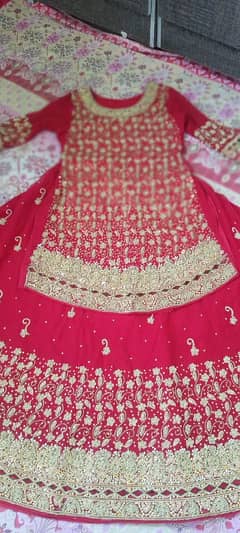 Bridal Lehnga Only 1 Time used Red Blood Colour in Medium Size