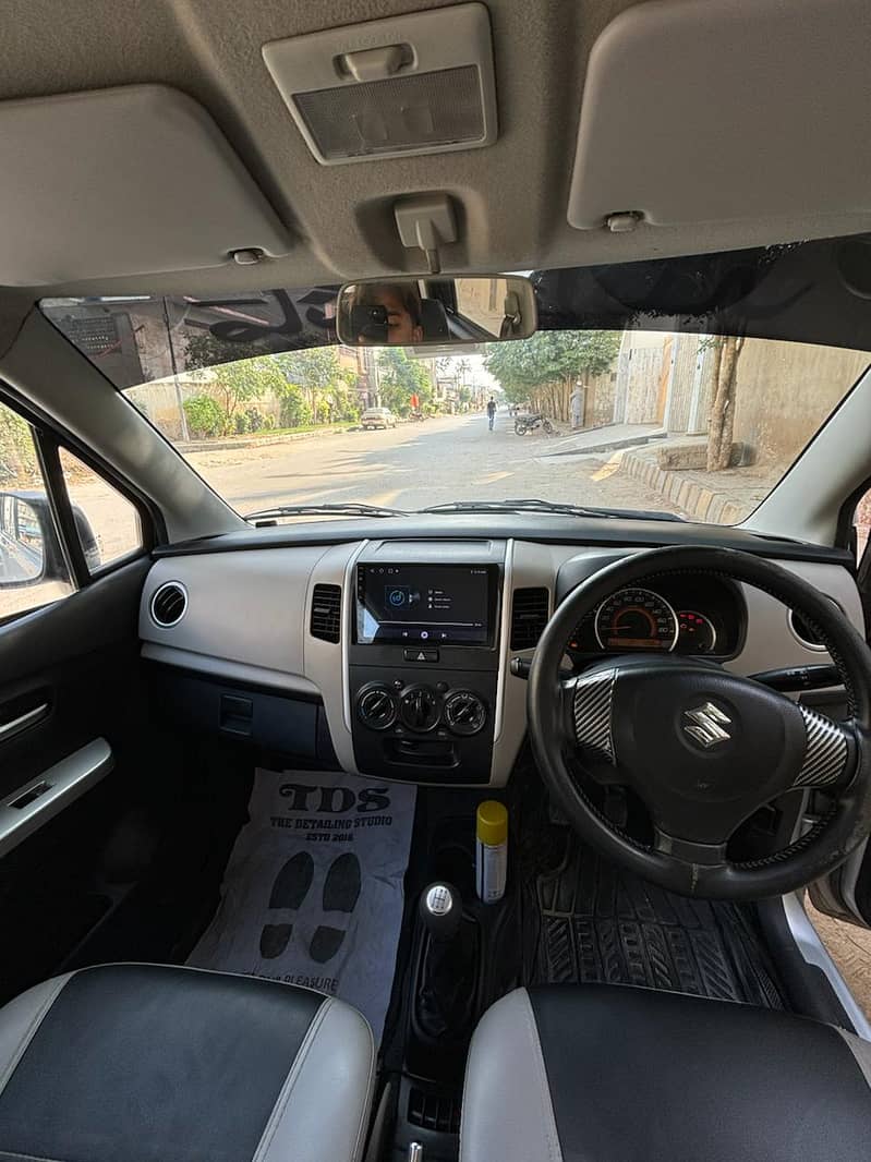 Suzuki Wagon R 2017 10