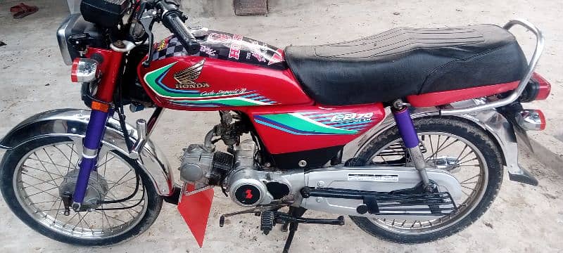 Honda 70 CD 17 model for sale 2