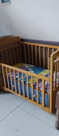 baby cot