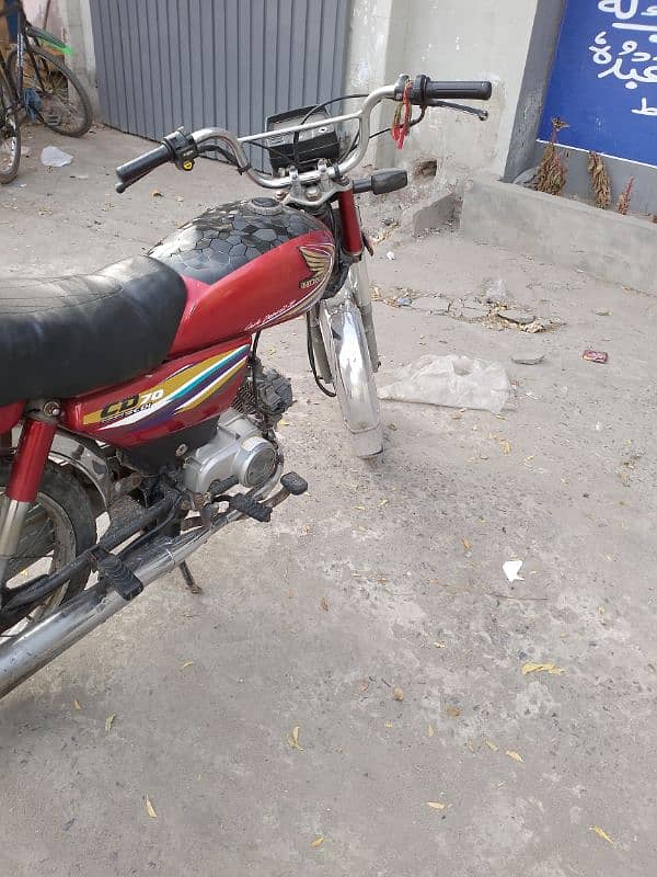 Honda 70 cd 4