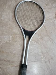 Tennis racket original in good condition 03333358008