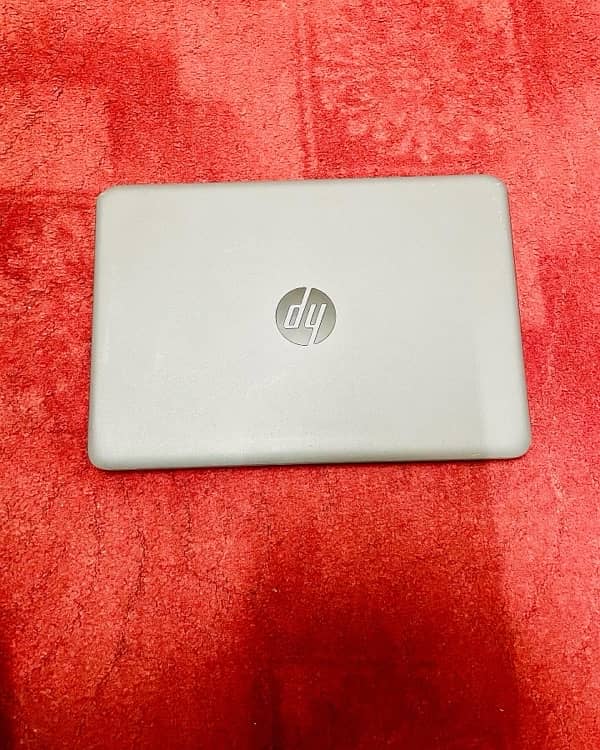 Hp streambook 11 pro g4ee 4/64gb windows 10pro 0