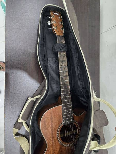 Yamaha Acoustic Guitar F100 4