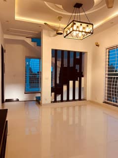 8 MARLA BEAUTIFUL HOUSE AVAILABLE FOR RENT IN DHA RAHBER 11