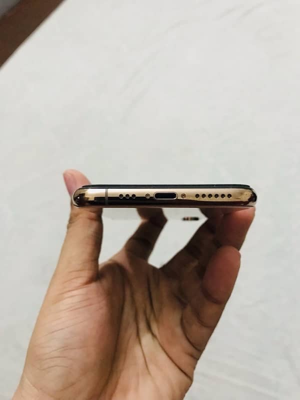 iphone xs 256 gb 4