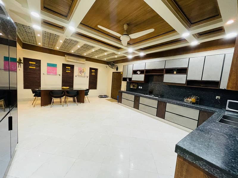 30 Marla Modern House for Sale Near Khawaja Islam Road People's Colony 1 D Block 13