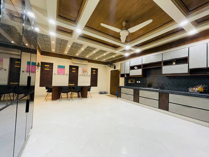 30 Marla Modern House for Sale Near Khawaja Islam Road People's Colony 1 D Block 15