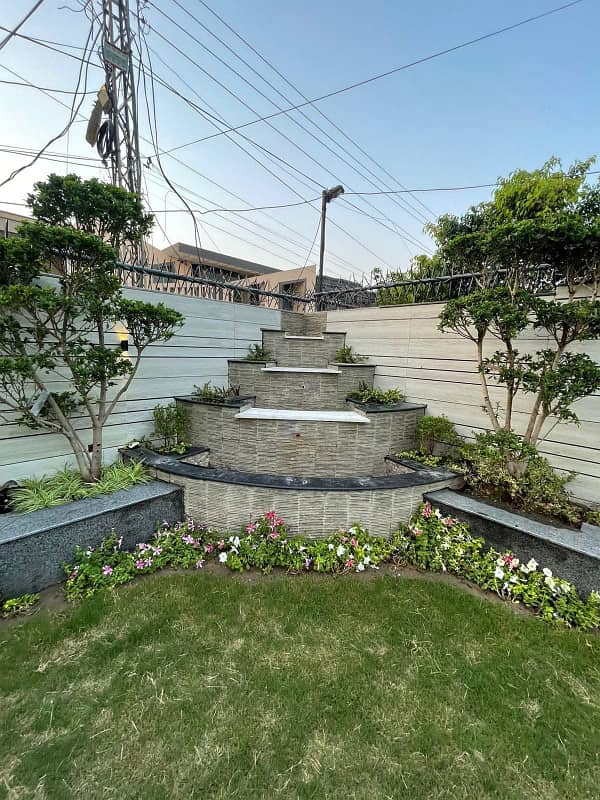 30 Marla Modern House for Sale Near Khawaja Islam Road People's Colony 1 D Block 20