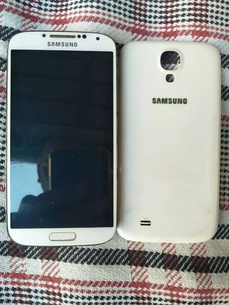 SAMSUNG GALAXY S4 ORIGINAL PANEL AND BACK COVER 0