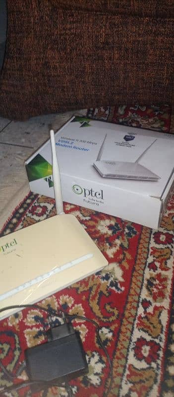 ptcl D-Link model: dsl-g225 USED with Ethernet cable and adapter 2