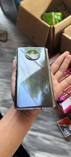 one plus 7t / dual sim / 8 /128