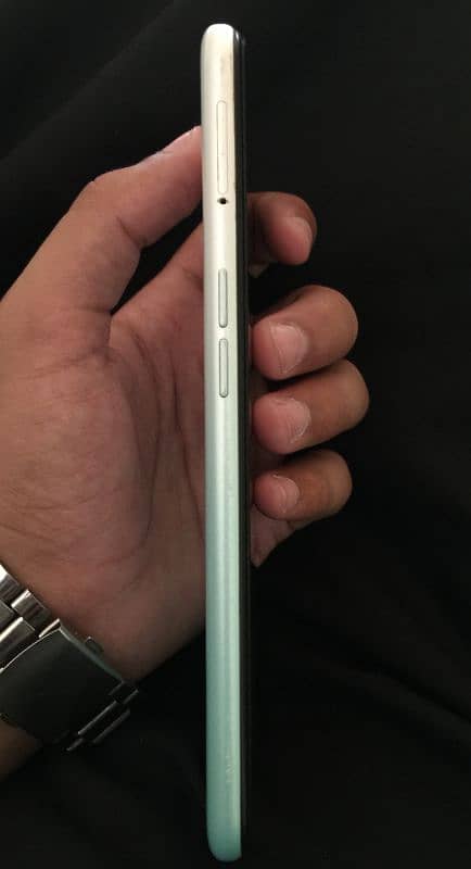 Oppo A31 3