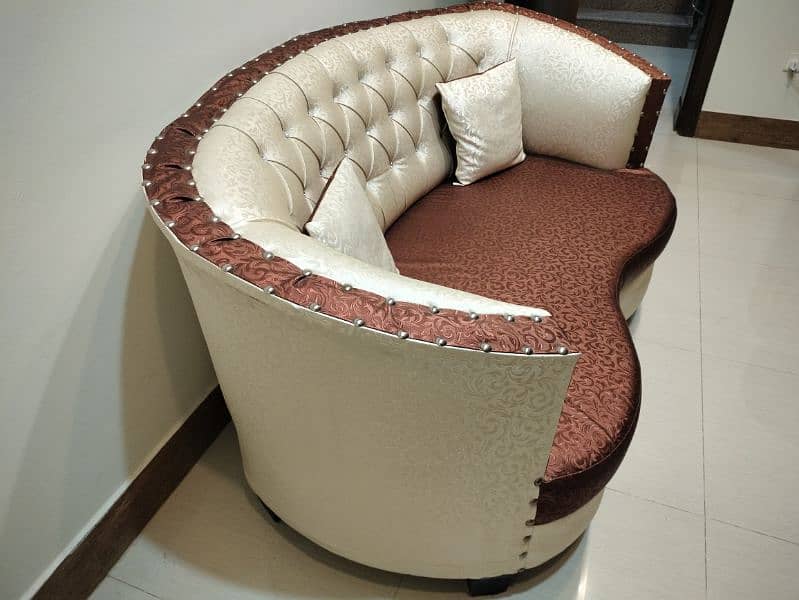 2 seater sofa 1