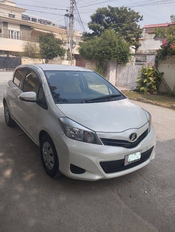 Toyota Vitz 2013 3