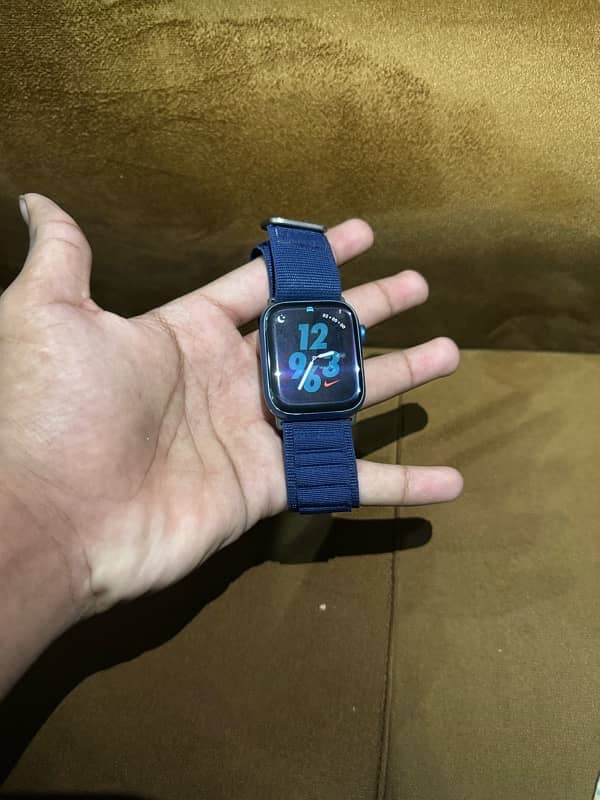 Apple Watch Series 7 2