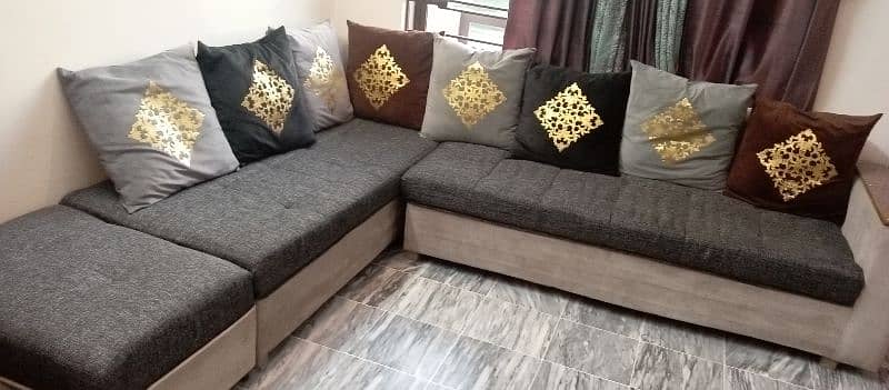 L shaped 7 seater sofa set excellent condition in reasonable price 2