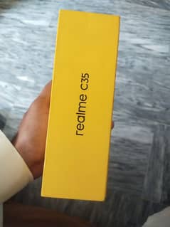 realme 35