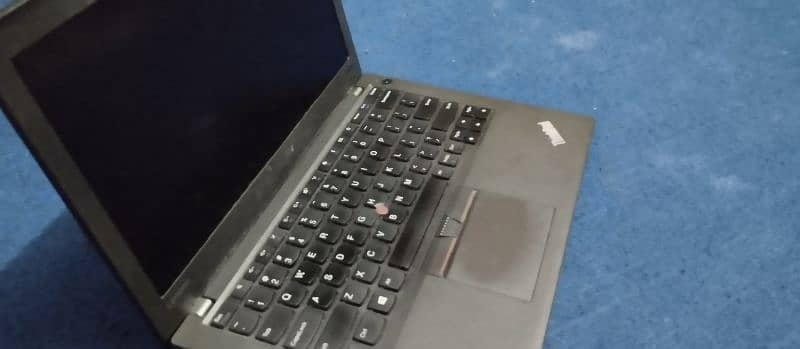 Lenovo ThinkPad. Extremely Good Condition 3