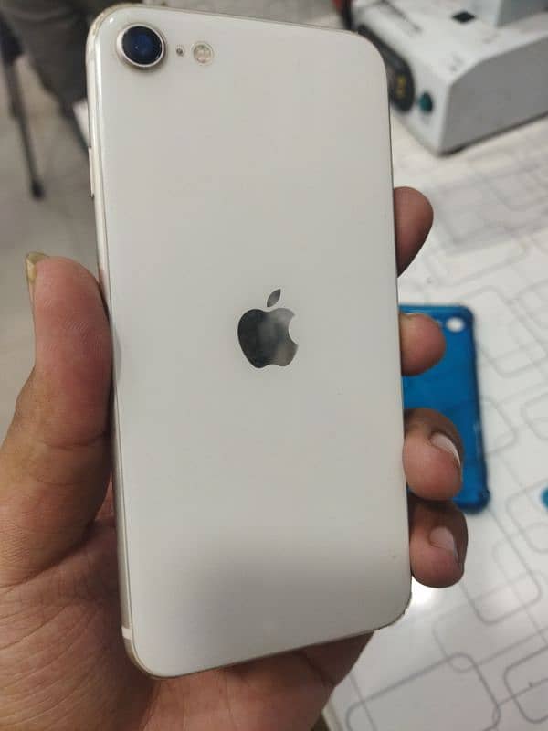 IPHONE SE 3 (2022) 64GB non-pta factory unlock MDM 2