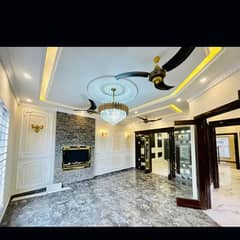 10 Marla House For Sale In Paragon City Lahore