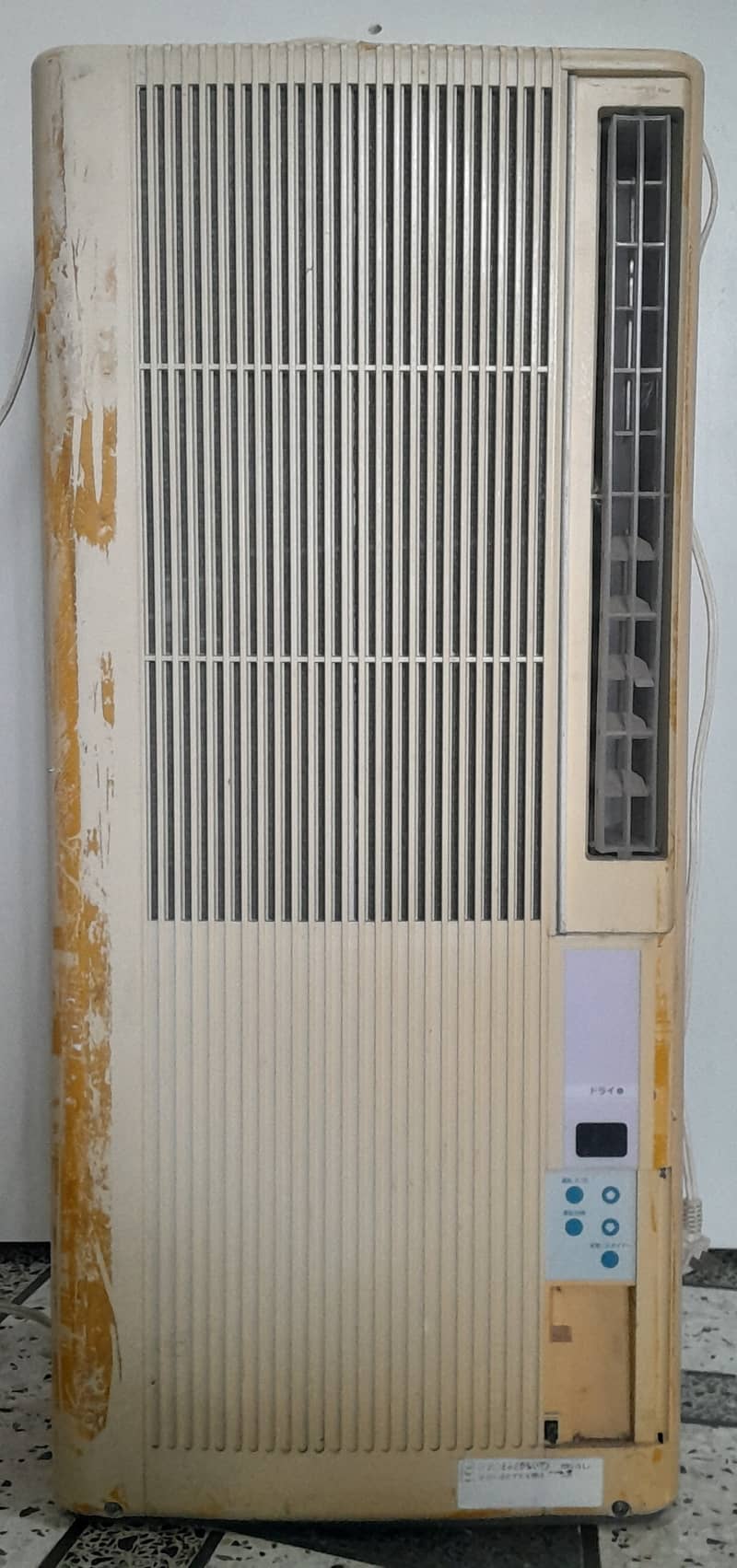 Window AC Made in Japan Moist & Humidity Free 0