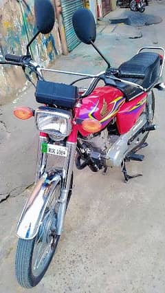 Honda 125 look like new