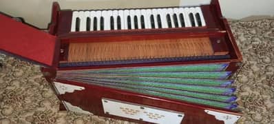 Camera Bellow Harmonium