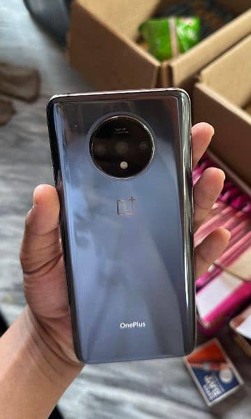 one plus 7t / dual sim / 8 /128 2