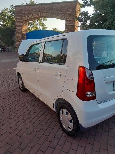 Suzuki Wagon R 2017 4